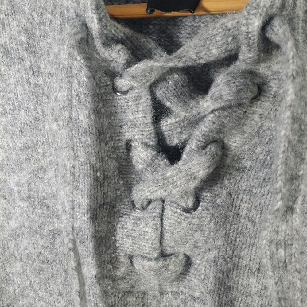 Warm thick grey sweater with lace up front - Picture 3 of 5